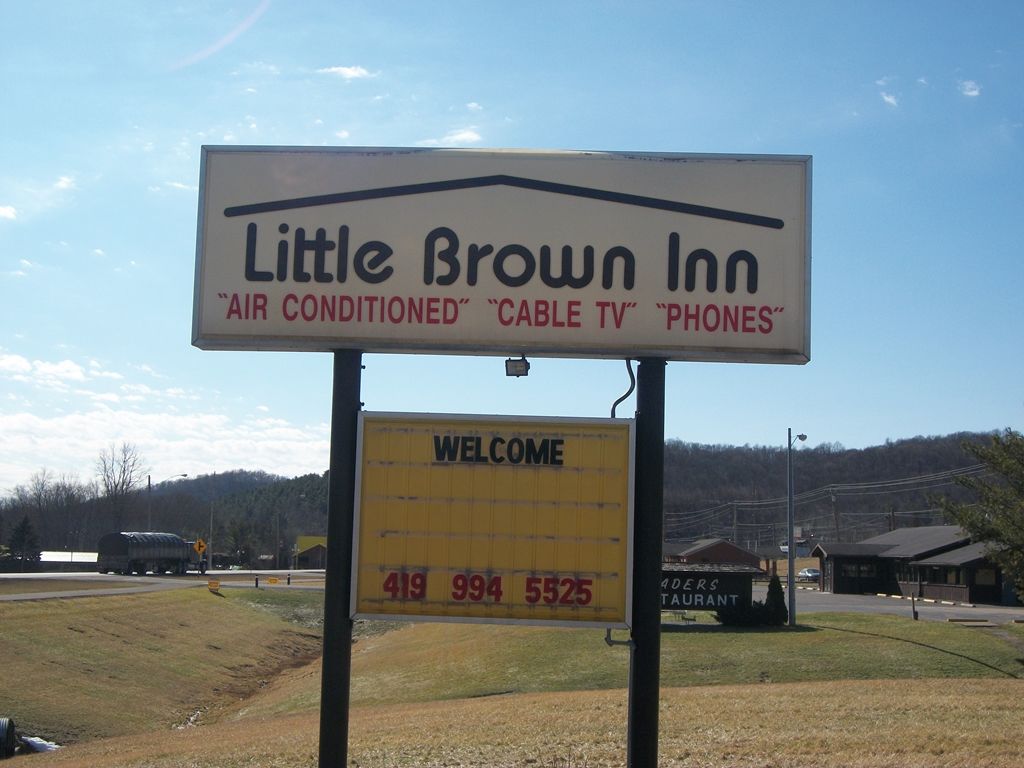 Mohican Little Brown Inn Loudonville Dış mekan fotoğraf